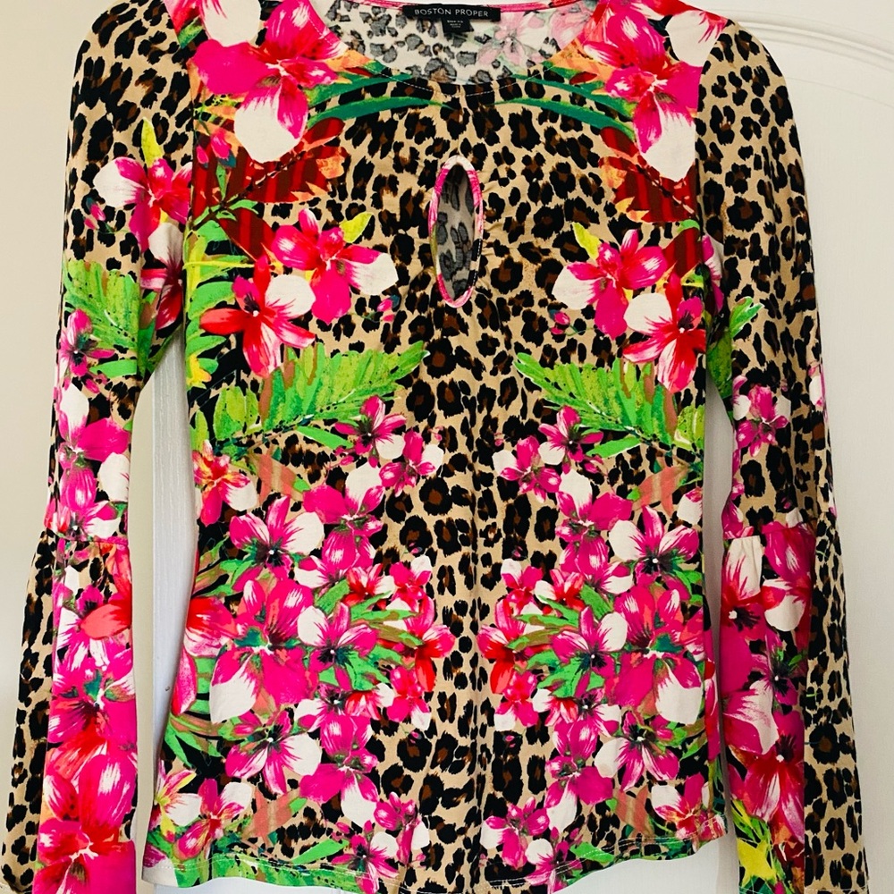 Boston Proper long sleeved multi colored shirt xs